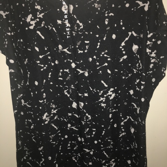 Graphic Print Work Out Tee - Picture 4 of 5